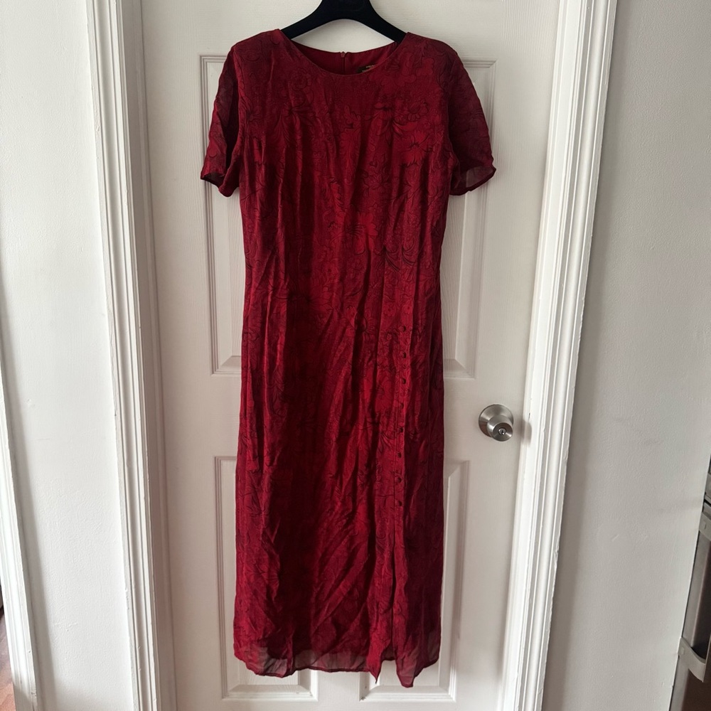 VINTAGE (90s style) Burgundy Floral Dress 🥀